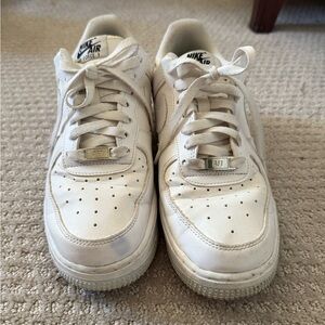 Nike Air Force 1 Off-White Sneakers